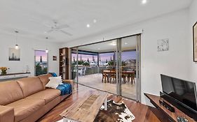 Penthouse - Scarborough Beach Break Holidays